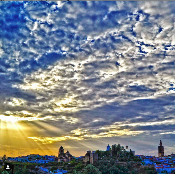 La fotografía de Jerez de los Caballeros presentada por @ricardmebe, ganó #ConcursoFotoRed