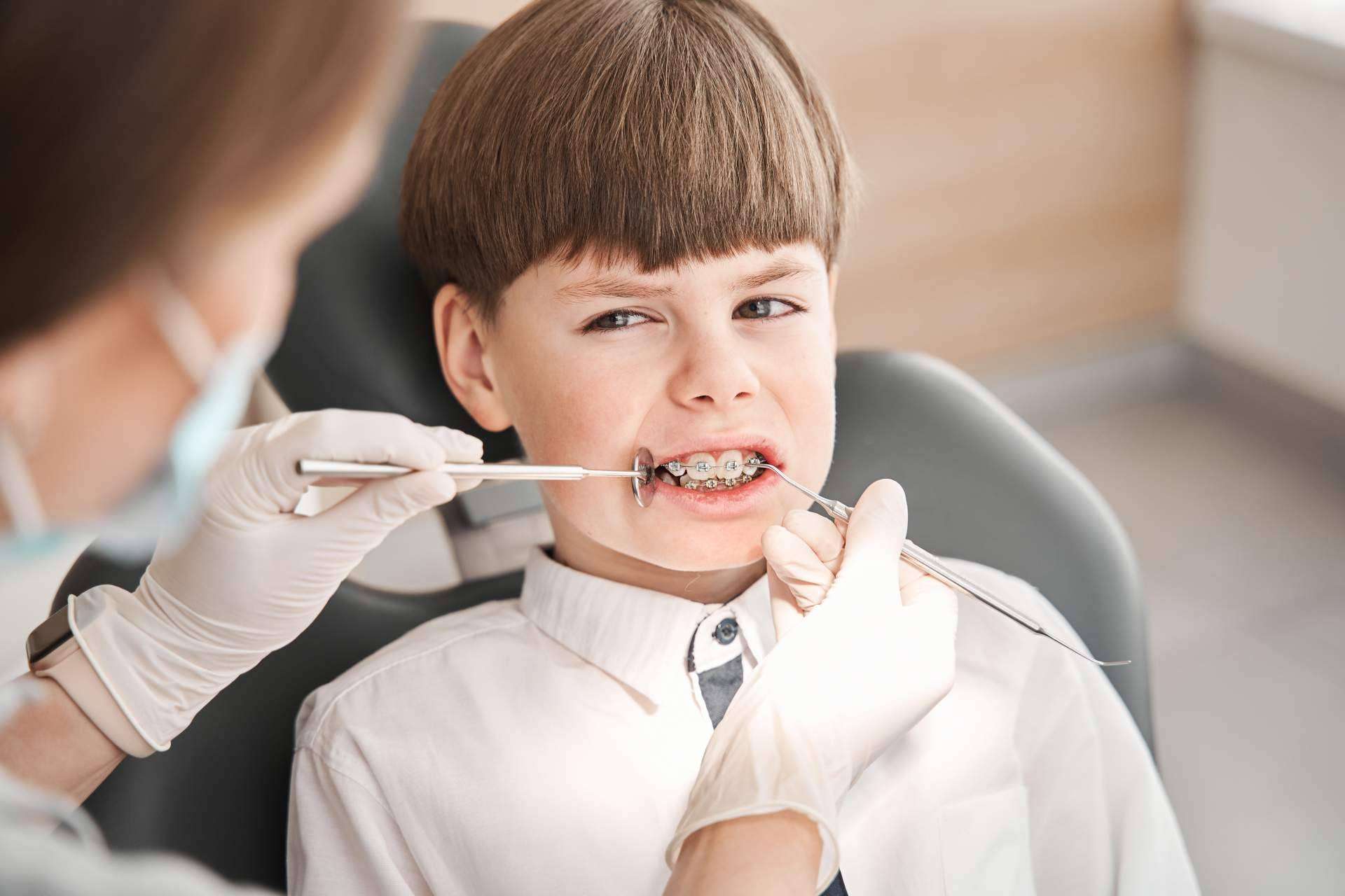 El cuidado dental en los niños resulta fundamental durante el crecimiento