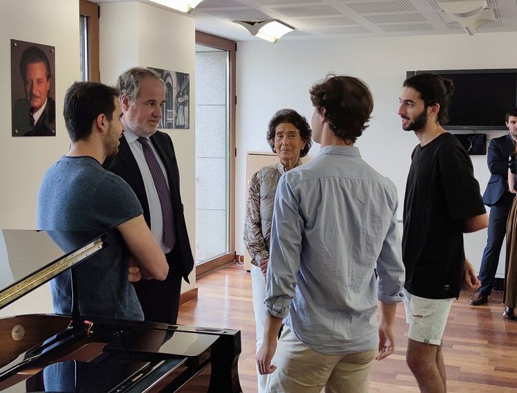 Demetrio Carceller Arce: "La educación, el cuidado de las personas y la convivencia, nuestra razón de ser"