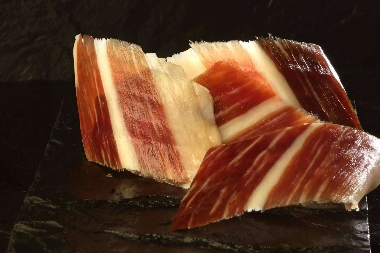 Comprar lotes y cestas de Navidad con productos de calidad en Don Ibérico