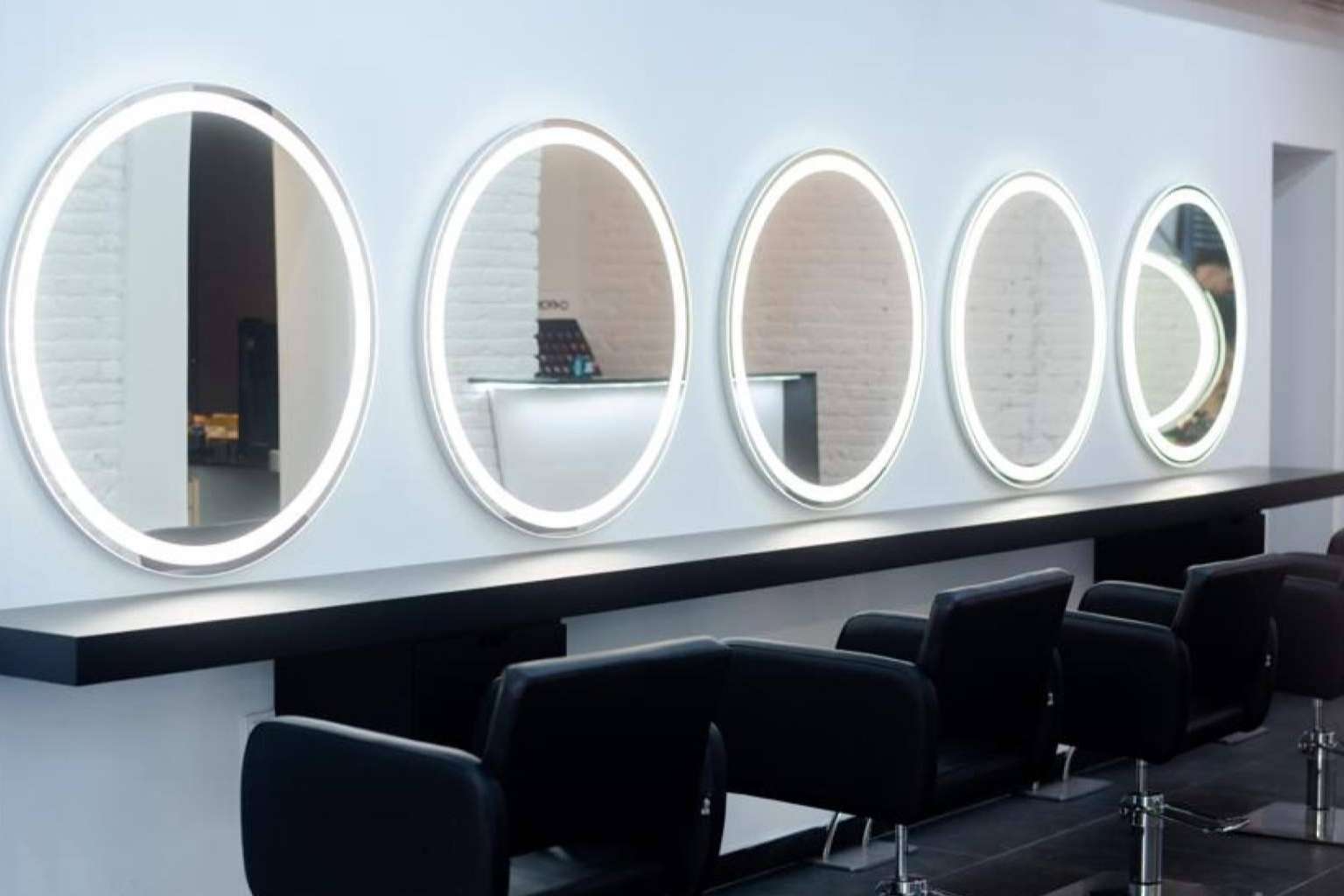BRA Beauty Concept es un salón de belleza especializado en color situado en Barcelona