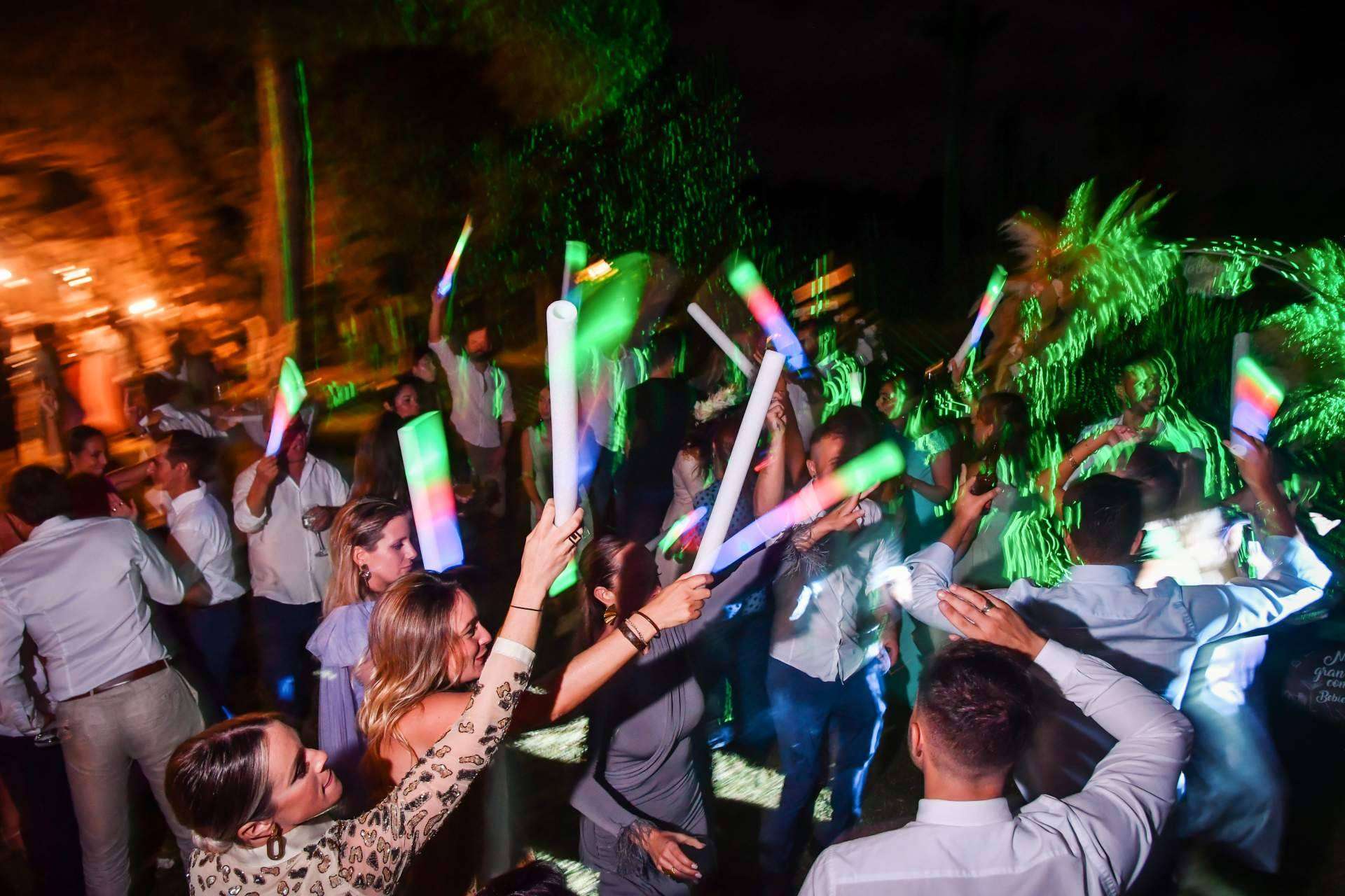 Servicio de rent DJ equipment Ibiza de la compañía AlquilarSonido