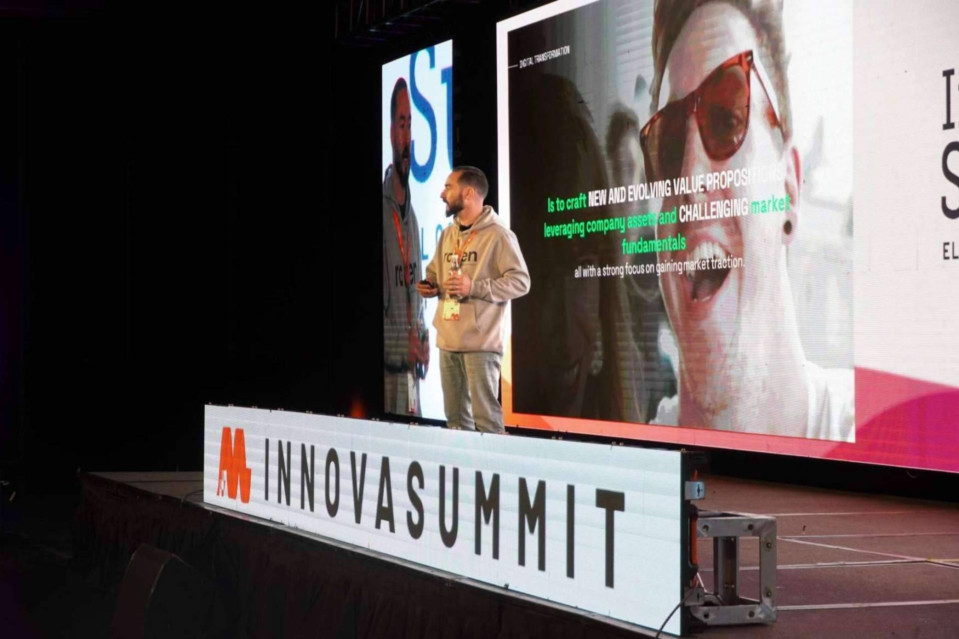 Raven estuvo presente en la IV edición de InnovaSummit en Chile