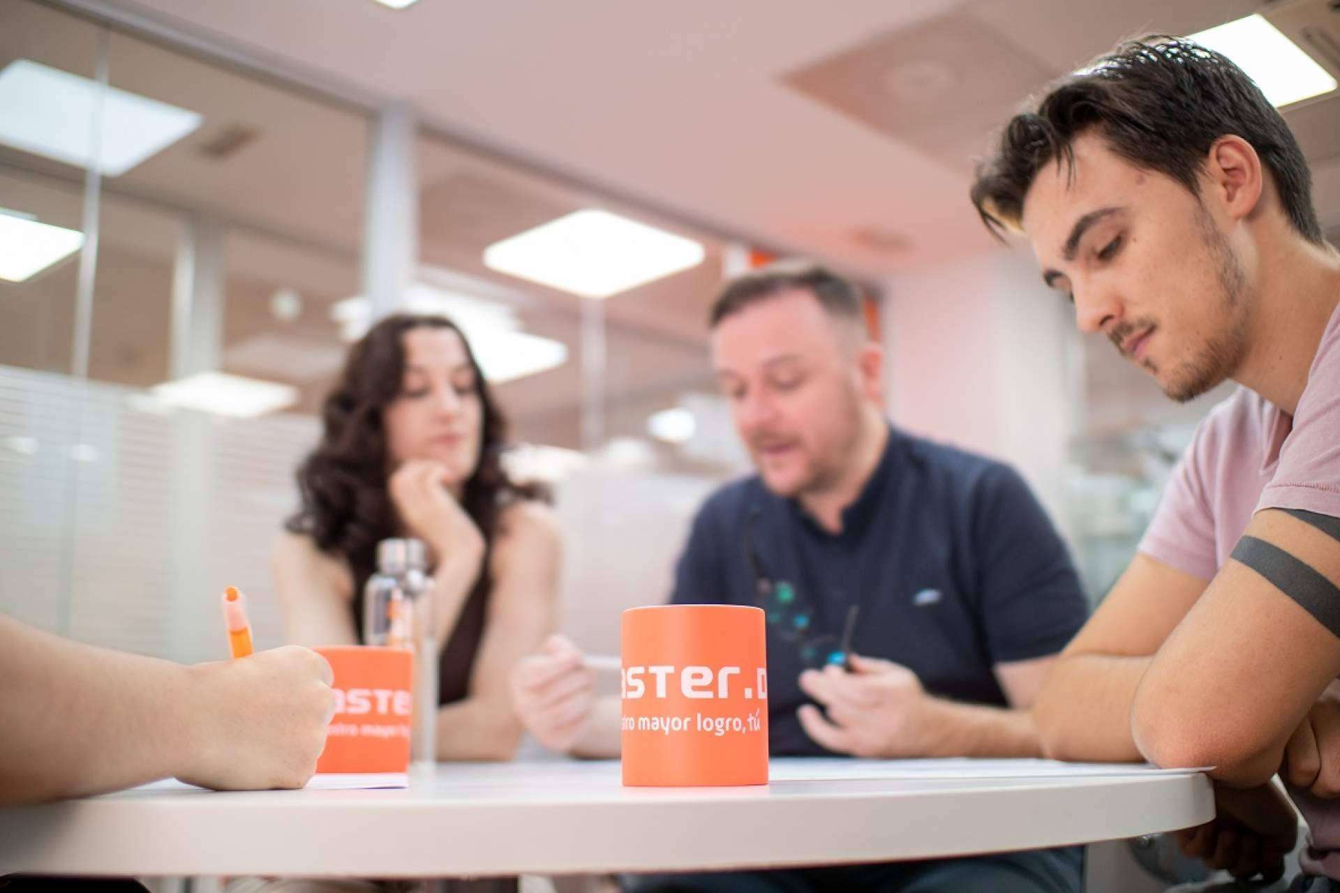 MasterD calcula que la OPE 2024 traerá 42.000 plazas