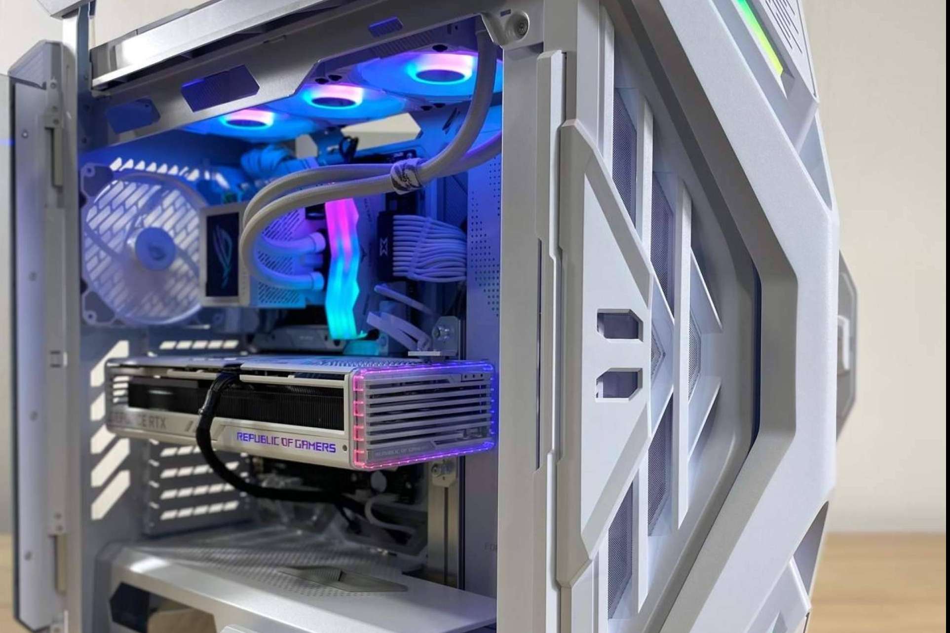 Intel vs AMD; ¿Cuál es una de las mejores opciones para un PC Gaming?