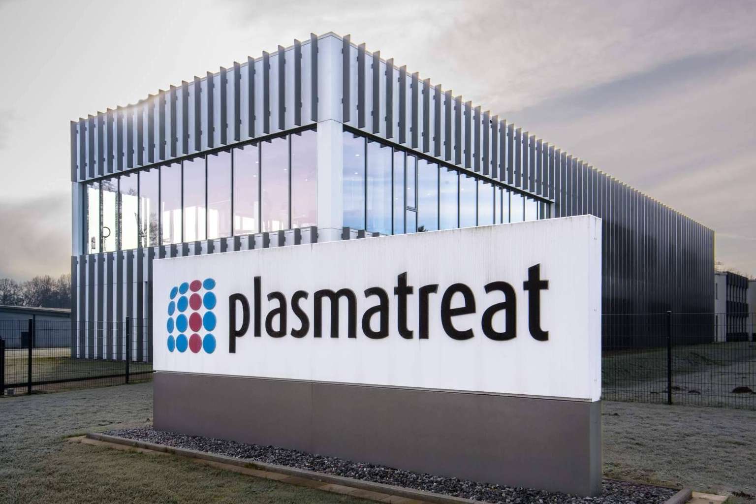 Entrevista 'El cuarto estado de la materia; Plasma atmosférico en la naturaleza y en muchos productos de tu hogar'