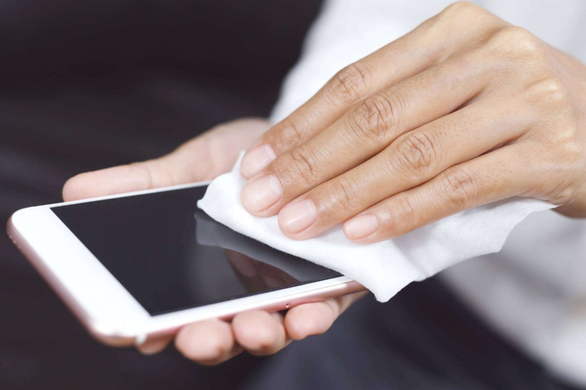 Expertos aconsejan sobre cómo cuidar el iPhone para que dure más