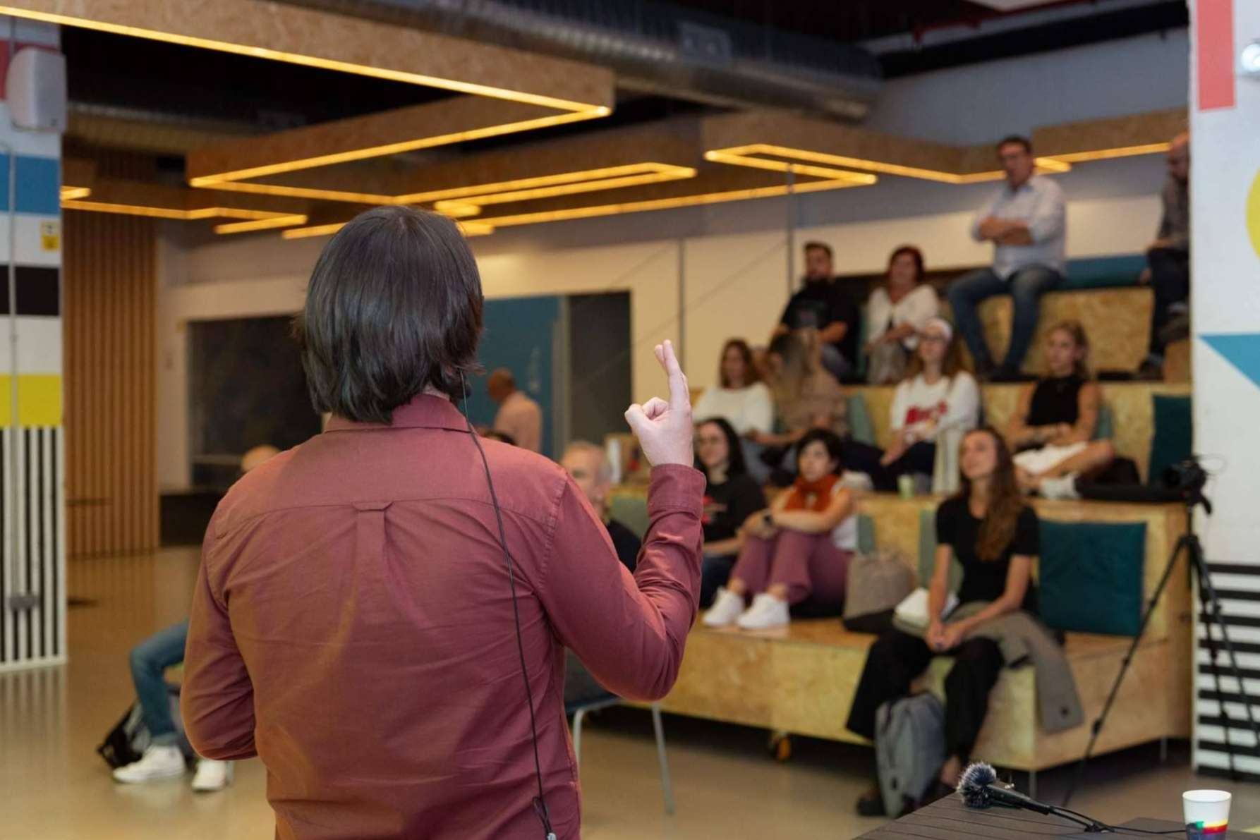 Rubén Monllor crea la metodología Doble Identidad, de Empleado a Emprendedor