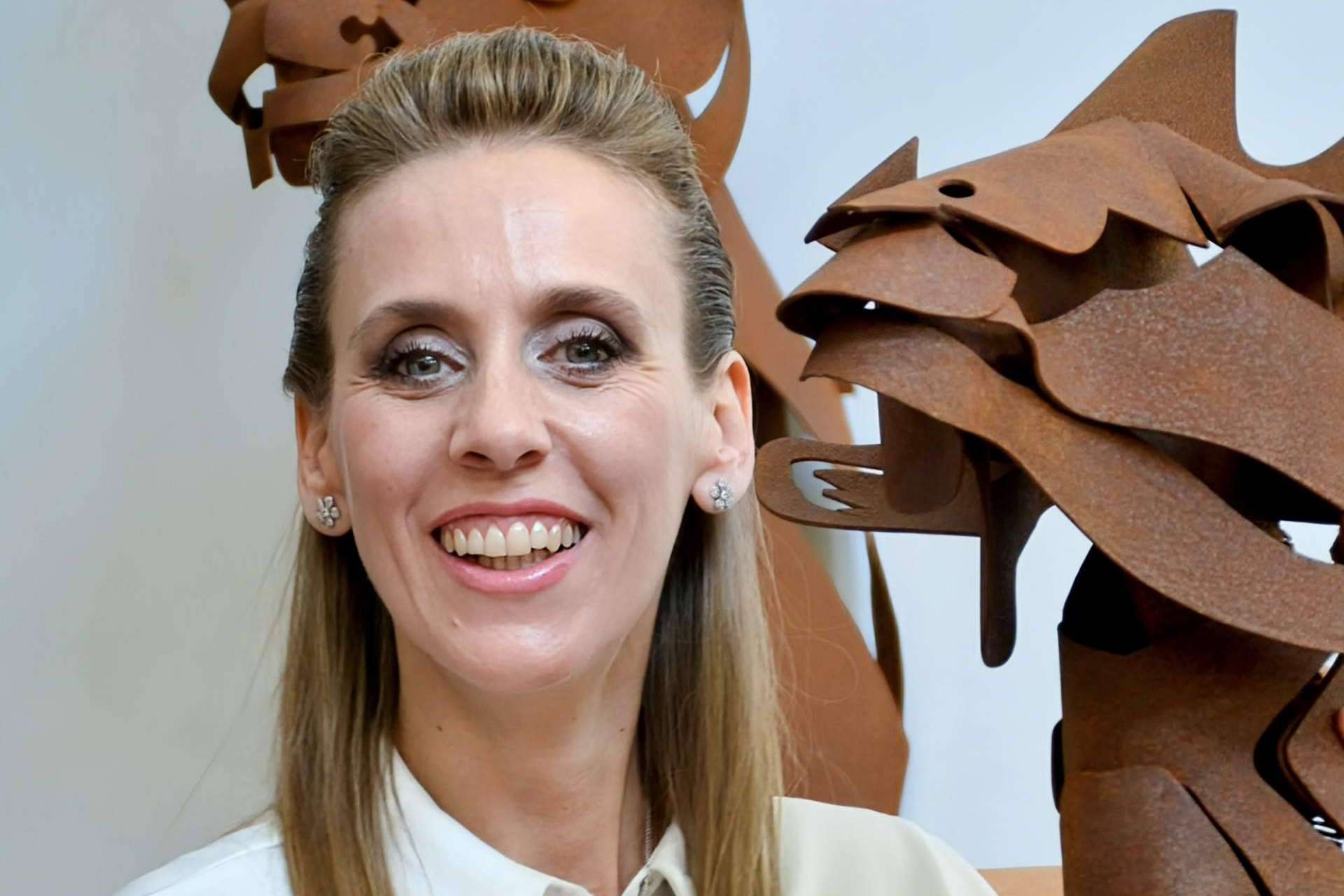 La Fuerza del Acero; Mónica Calzada y su salvaje colección de Fieras de Fierro