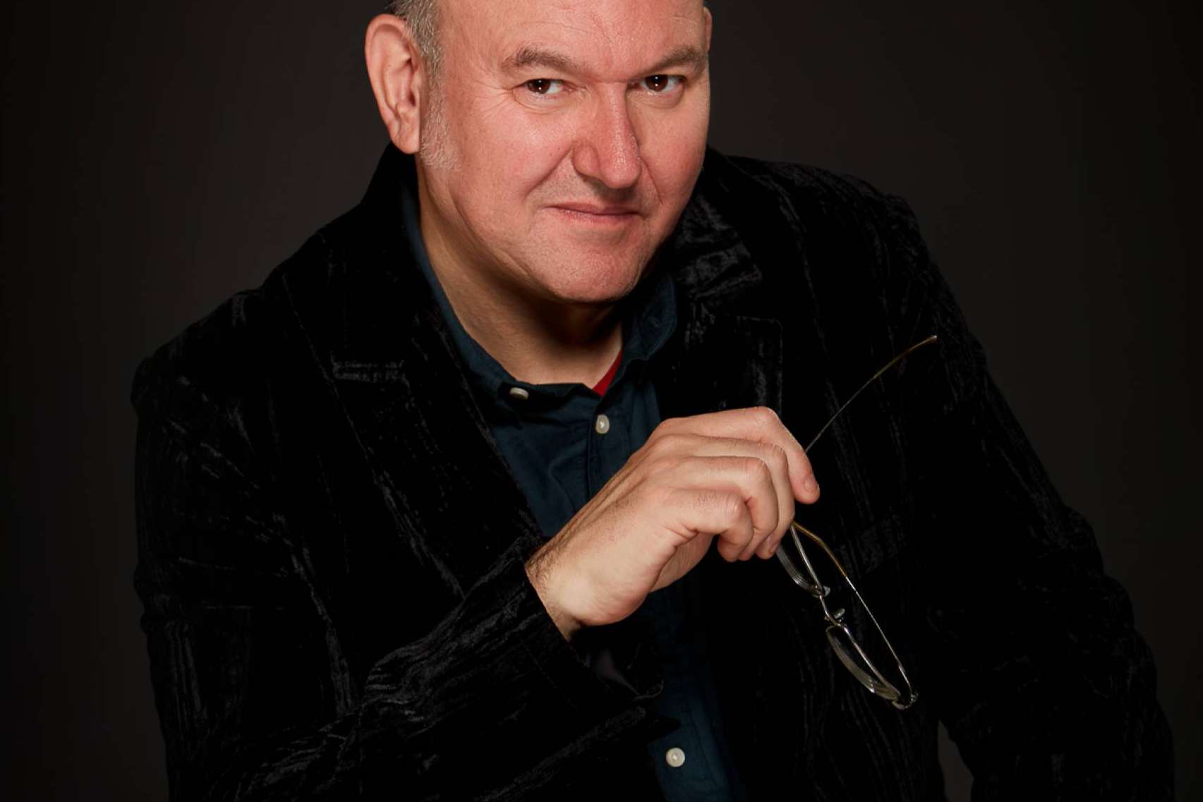 Editorial GCO; Arte en libros de bolsillo