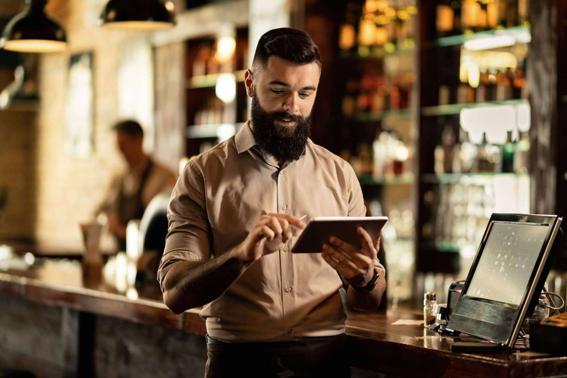 Chatbots para restaurantes; Triplicar las reservas