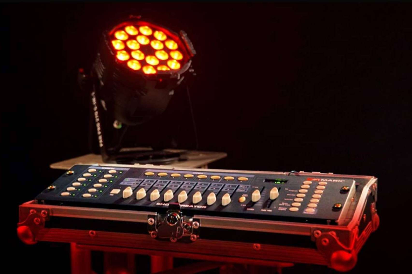 Variedad de luces para fiestas en Barcelona, con ASB Audiovisuals