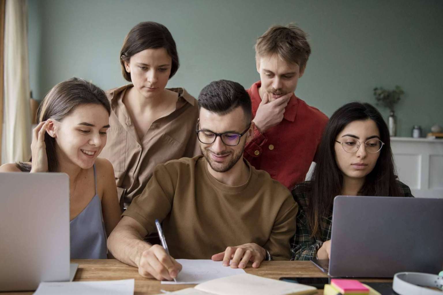 La importancia de la educación universitaria en la formación de profesionales