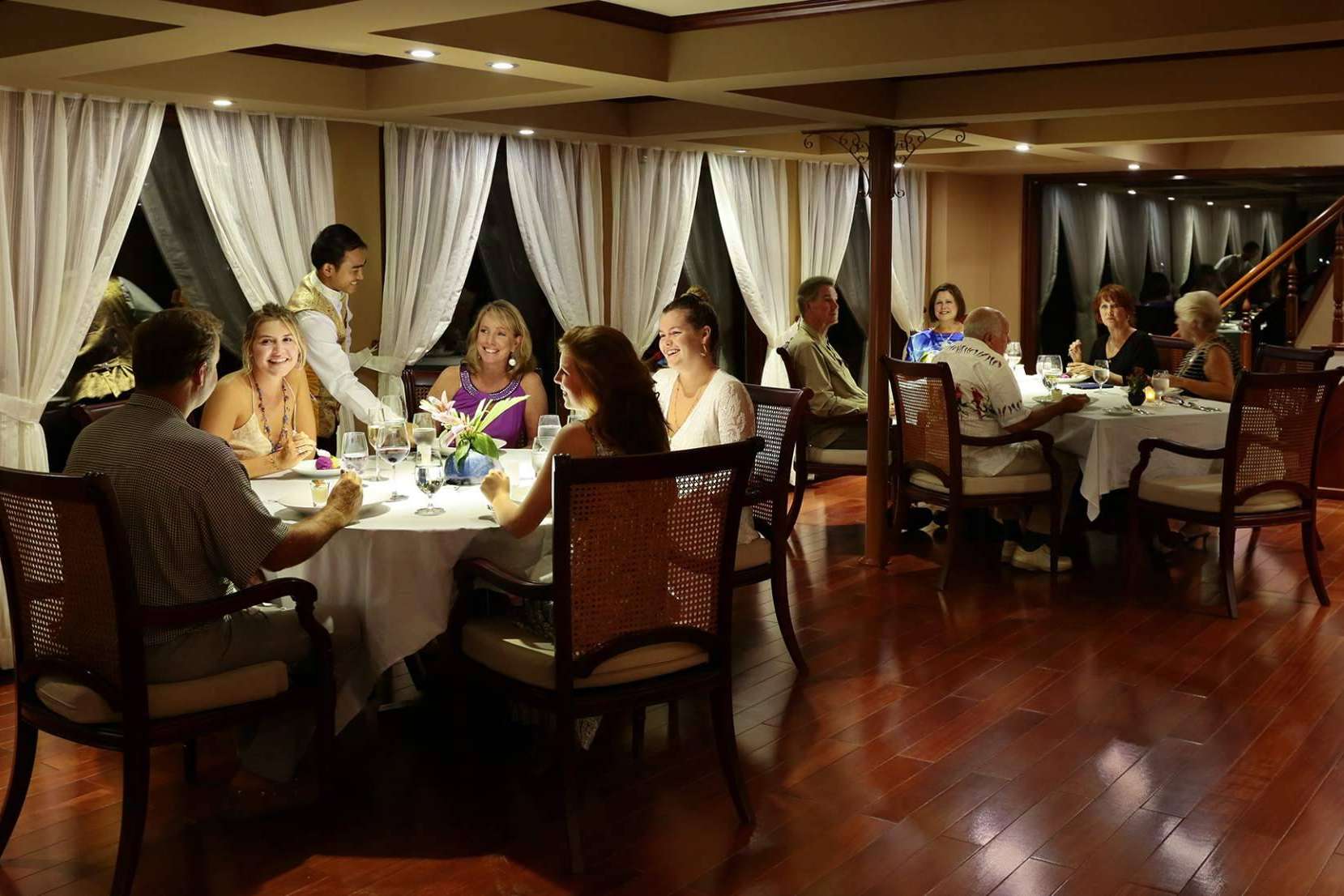 AmaWaterways presenta su Crucero de Mercados Navideños 2025 con 'toque latino'