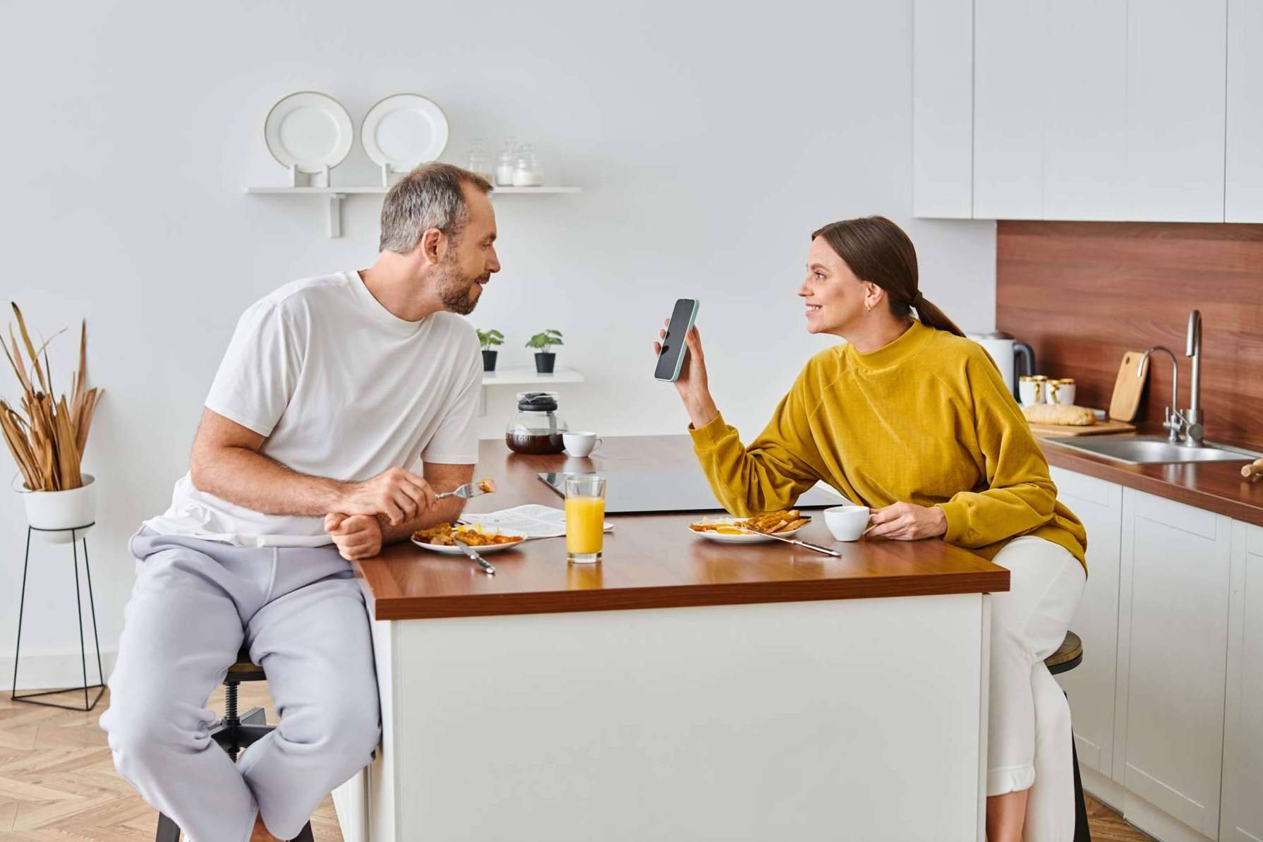 Elnur Gabarron revoluciona el ahorro energético con su SERVICIO PVPC