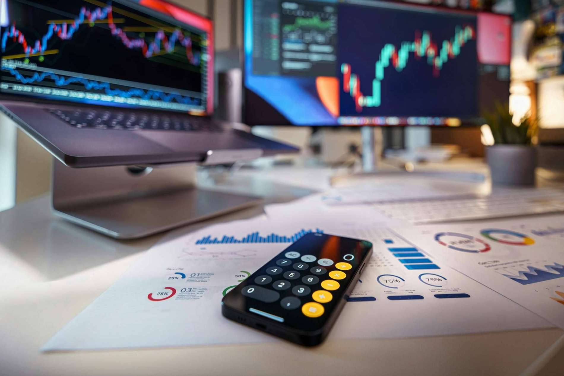 Perspectivas del mercado de divisas para 2025; La volatilidad será alta y las tensiones comerciales mundiales estarán en aumento