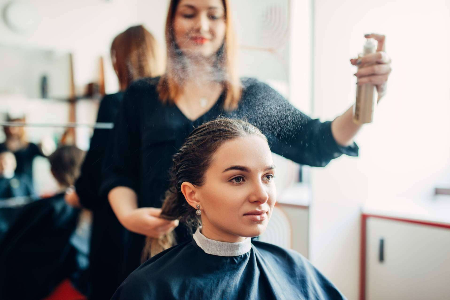 INESBE amplía su oferta con cursos de peluquería homologados