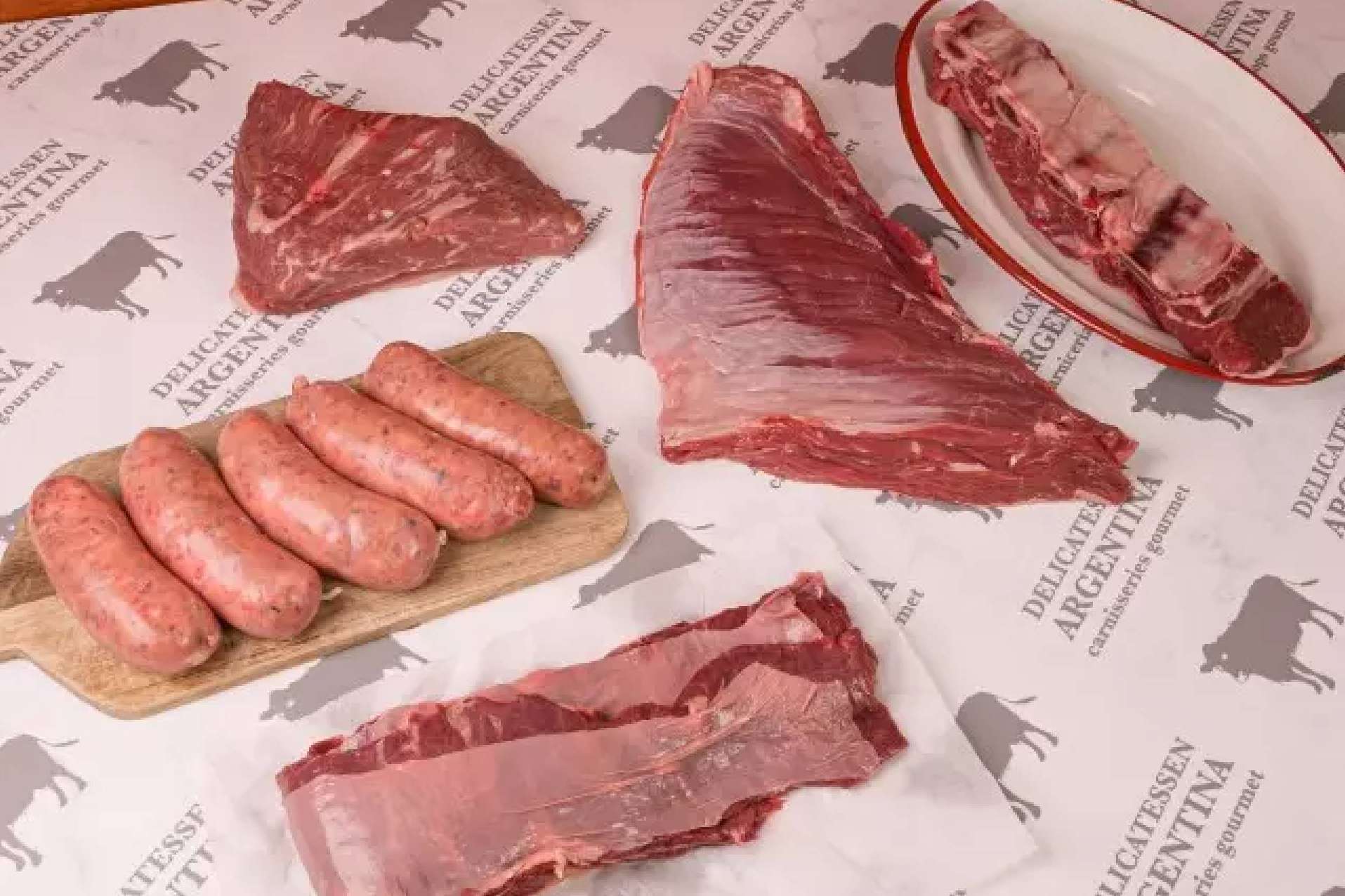 Cortes premium y preparación tradicional en los packs de parrilladas listas de Delicatessen Argentina