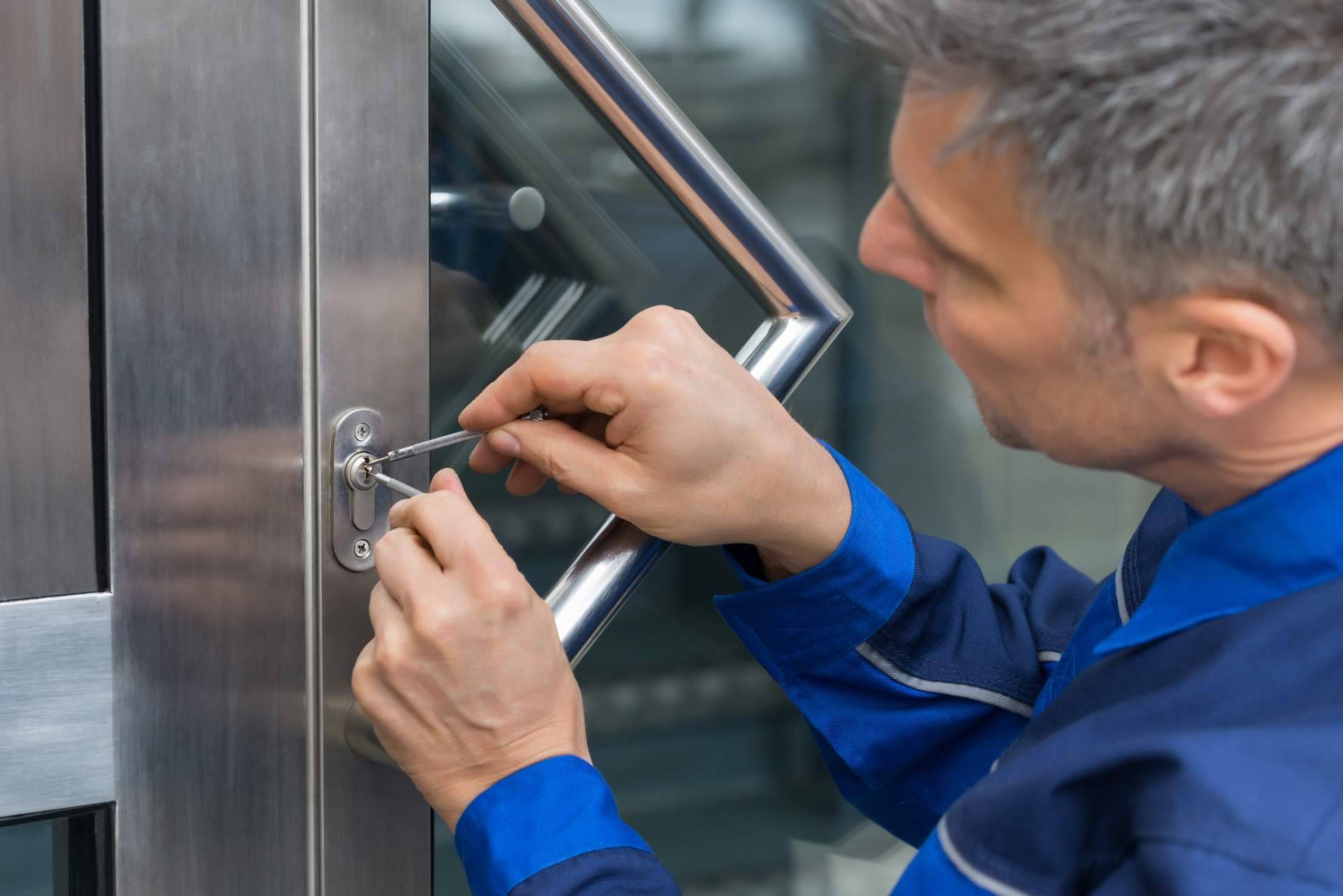 Cerrajeros Soluciones González; Expertos en cerrajería en Torrevieja y Benidorm