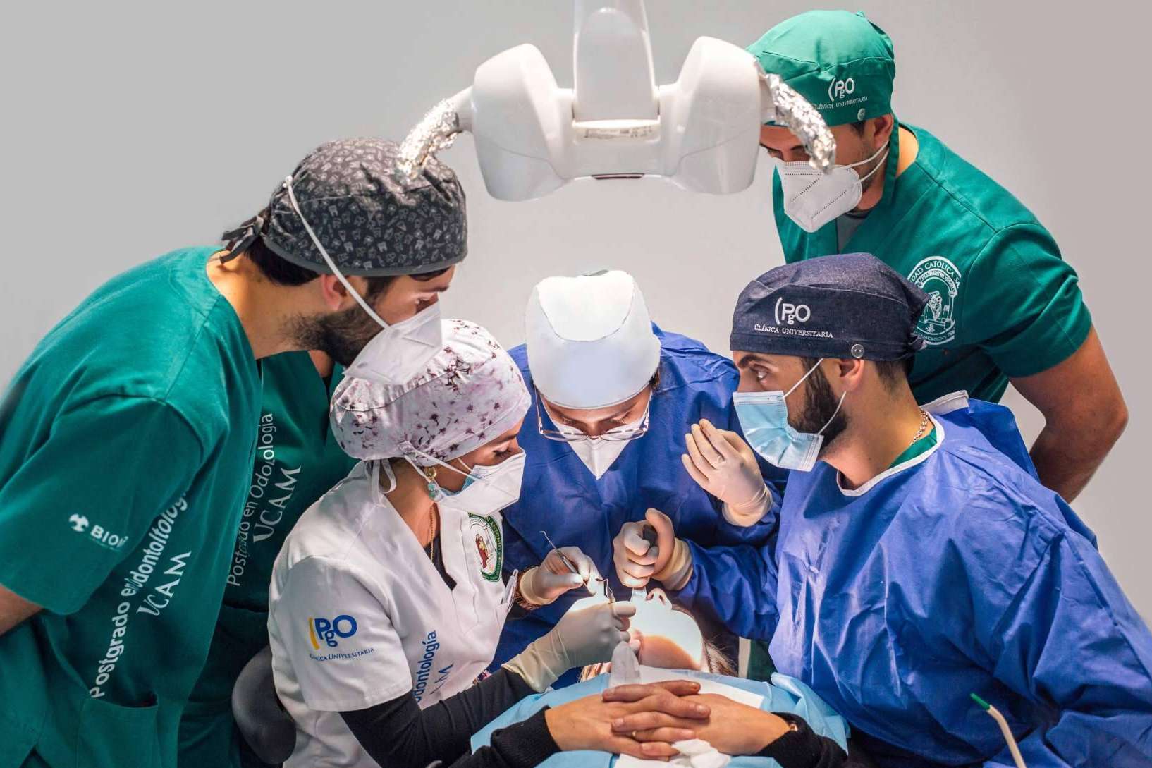 Especialización en odontología con PgO UCAM