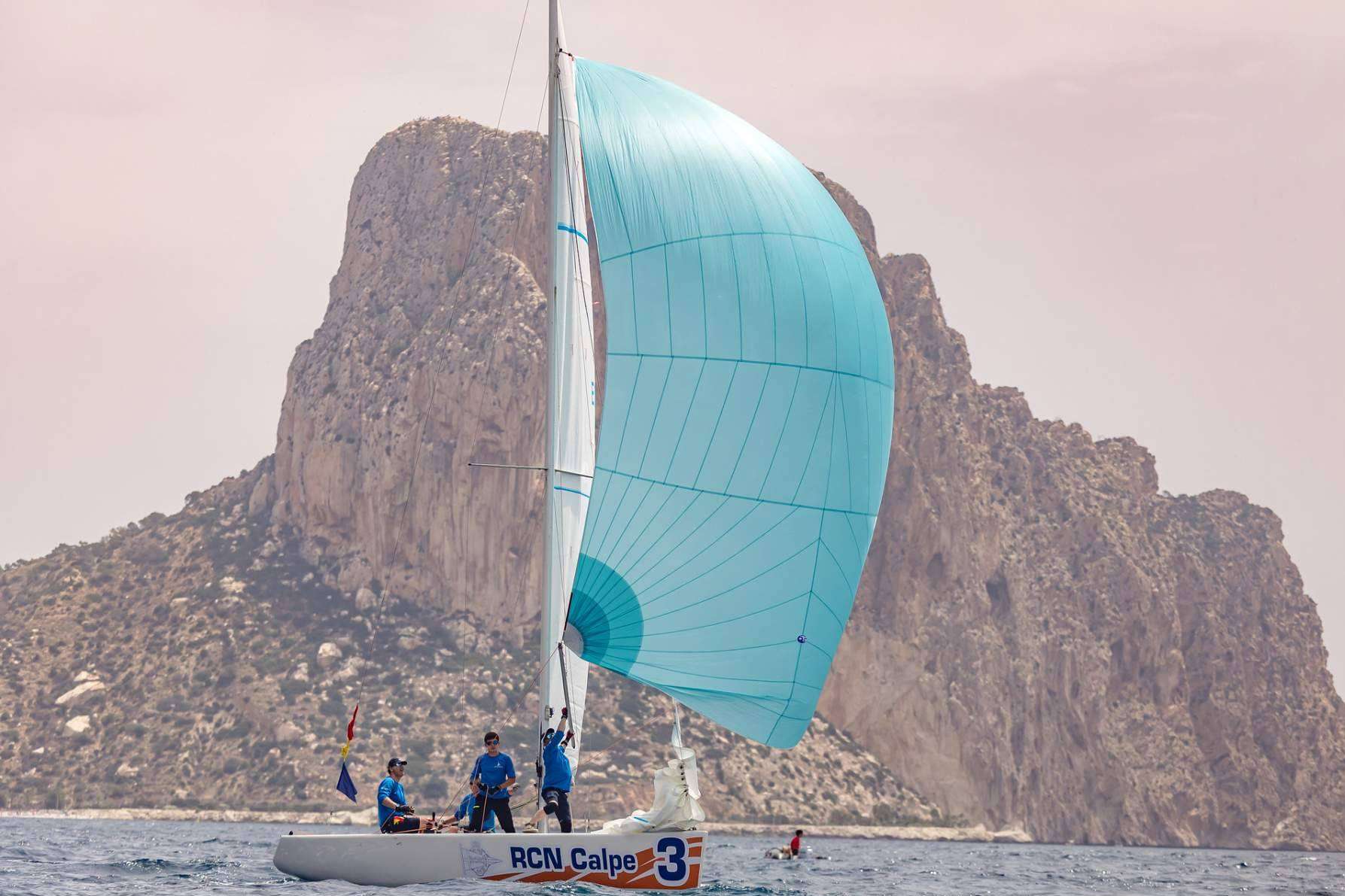 Más allá de un podio, la travesía del Cigarrán Sailing Team en Calpe