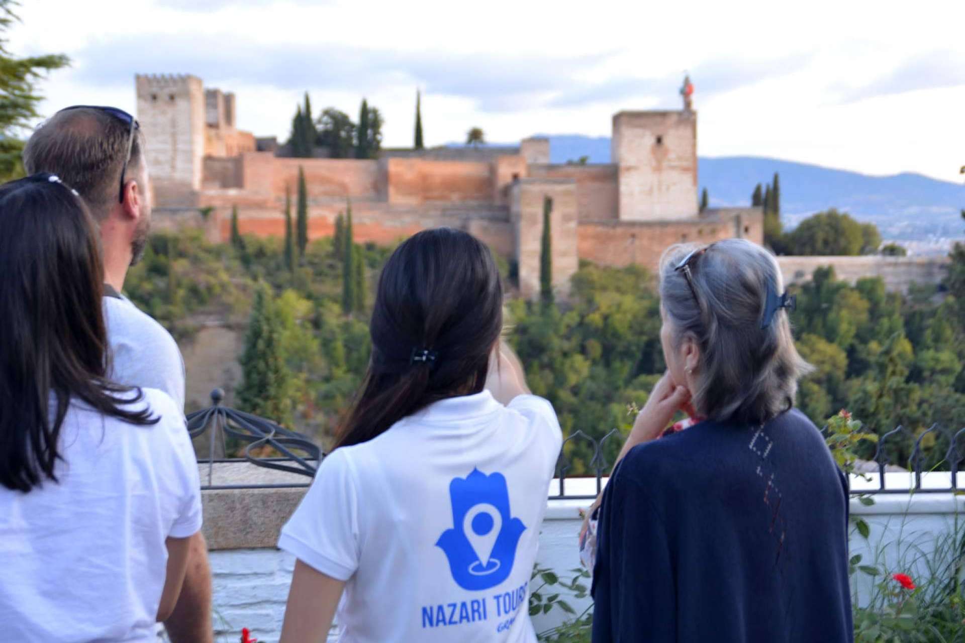 Lo que esconde el Albaicín y el Sacromonte; el lado más desconocido (y mágico) de Granada que no aparece en las postales