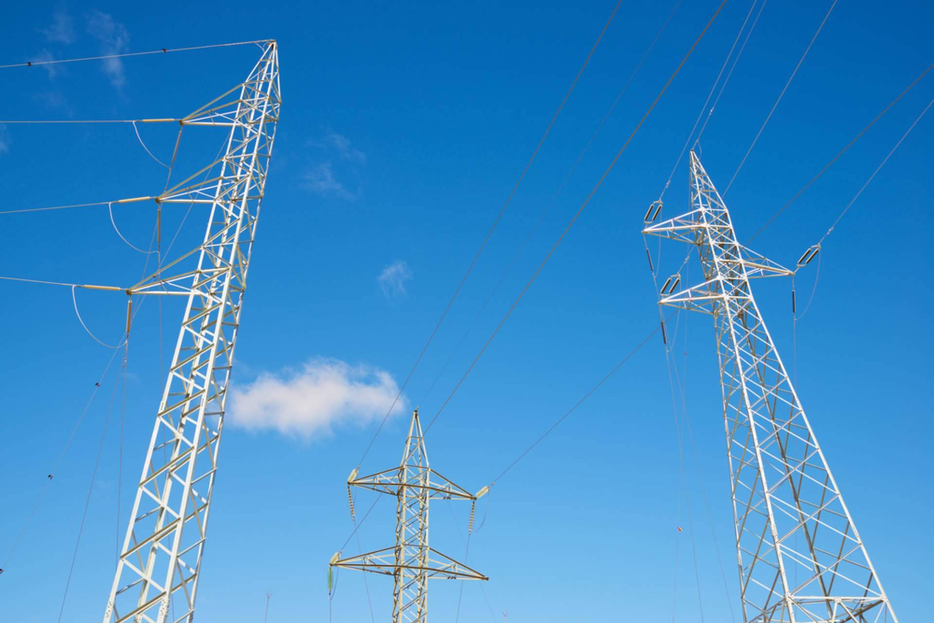 Servicios de ajuste eléctrico; el coste invisible que dispara la factura