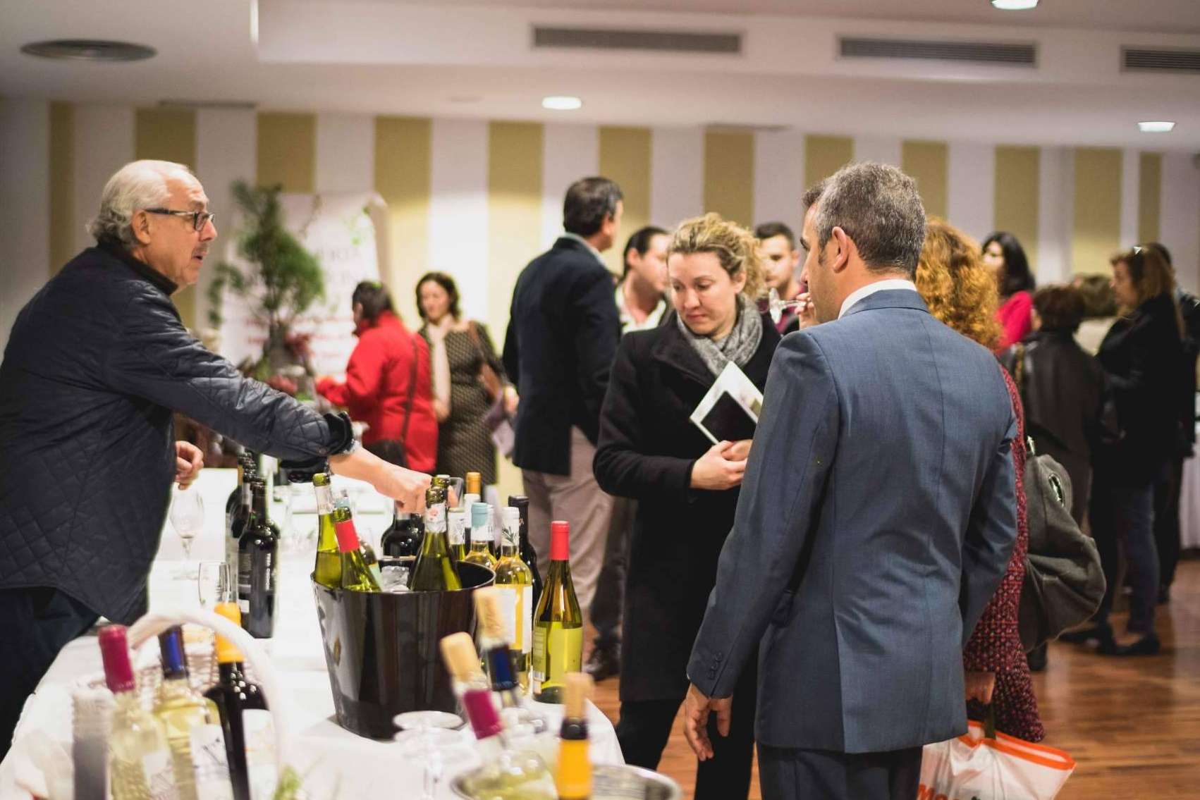 La experiencia de Vinos Barona impulsa una distribución vinícola basada en la calidad y la atención profesional
