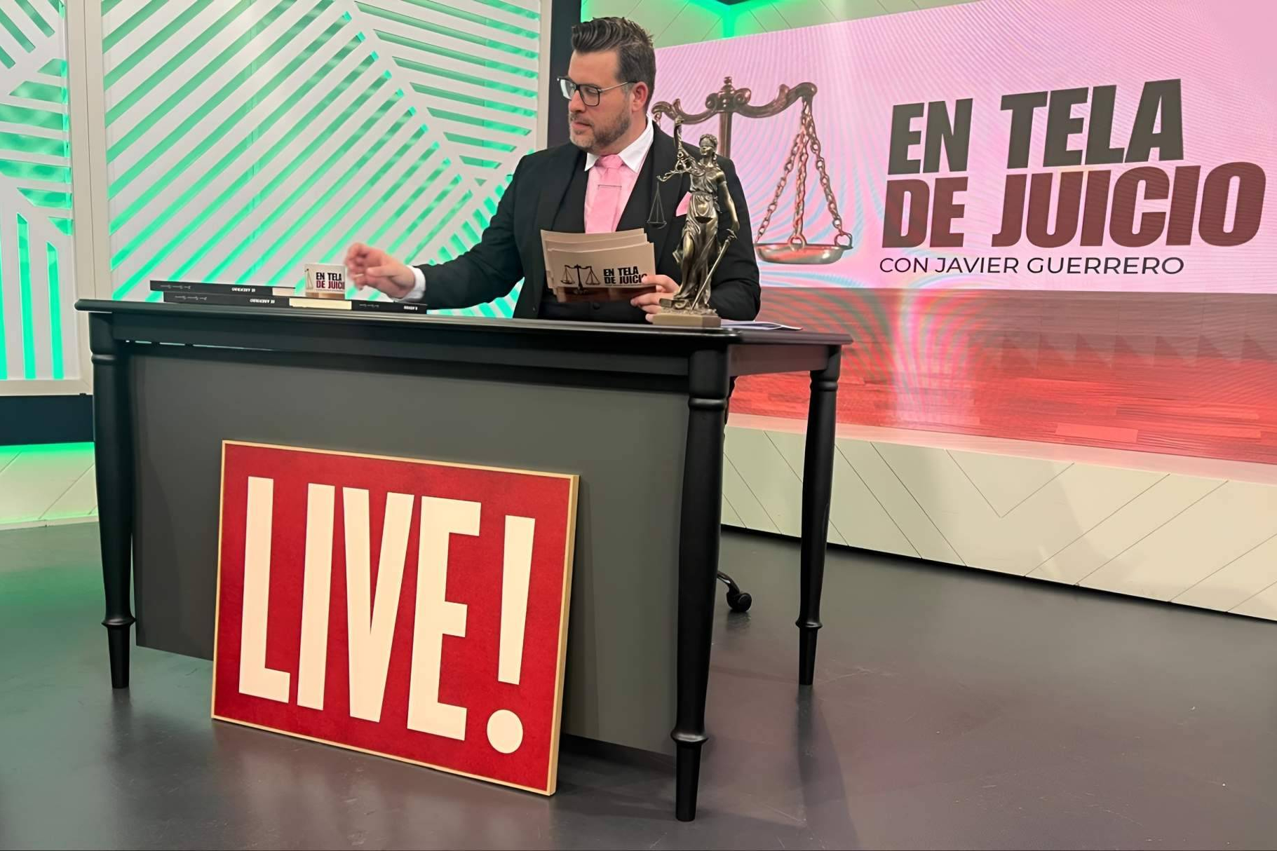Cristina Bolívar y Francisco Bracero; talentos televisivos con Javier Guerrero