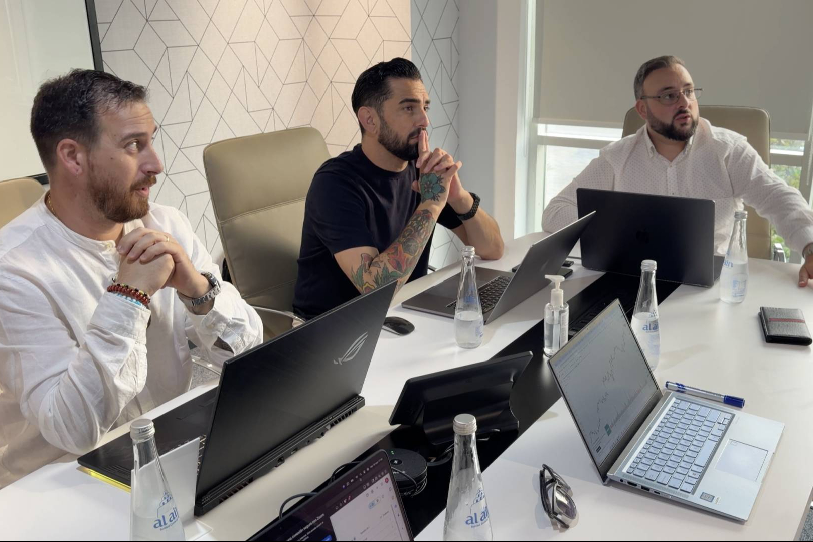 Whale Analytics sacude la Dubai Forex Expo 2025 con OrionONE v2 y redefine el futuro de las inversiones