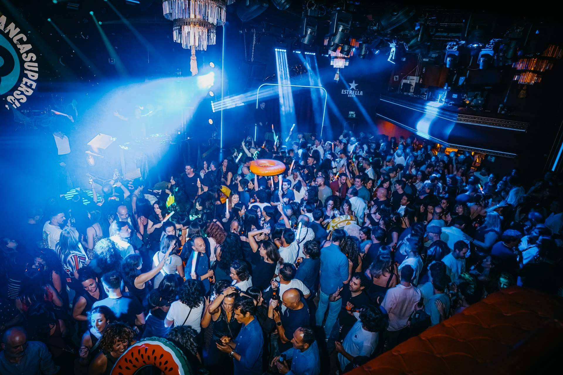 De Instagram a fenómeno nacional; cómo El Tardeo Indie Cool está redefiniendo el ocio musical del sábado