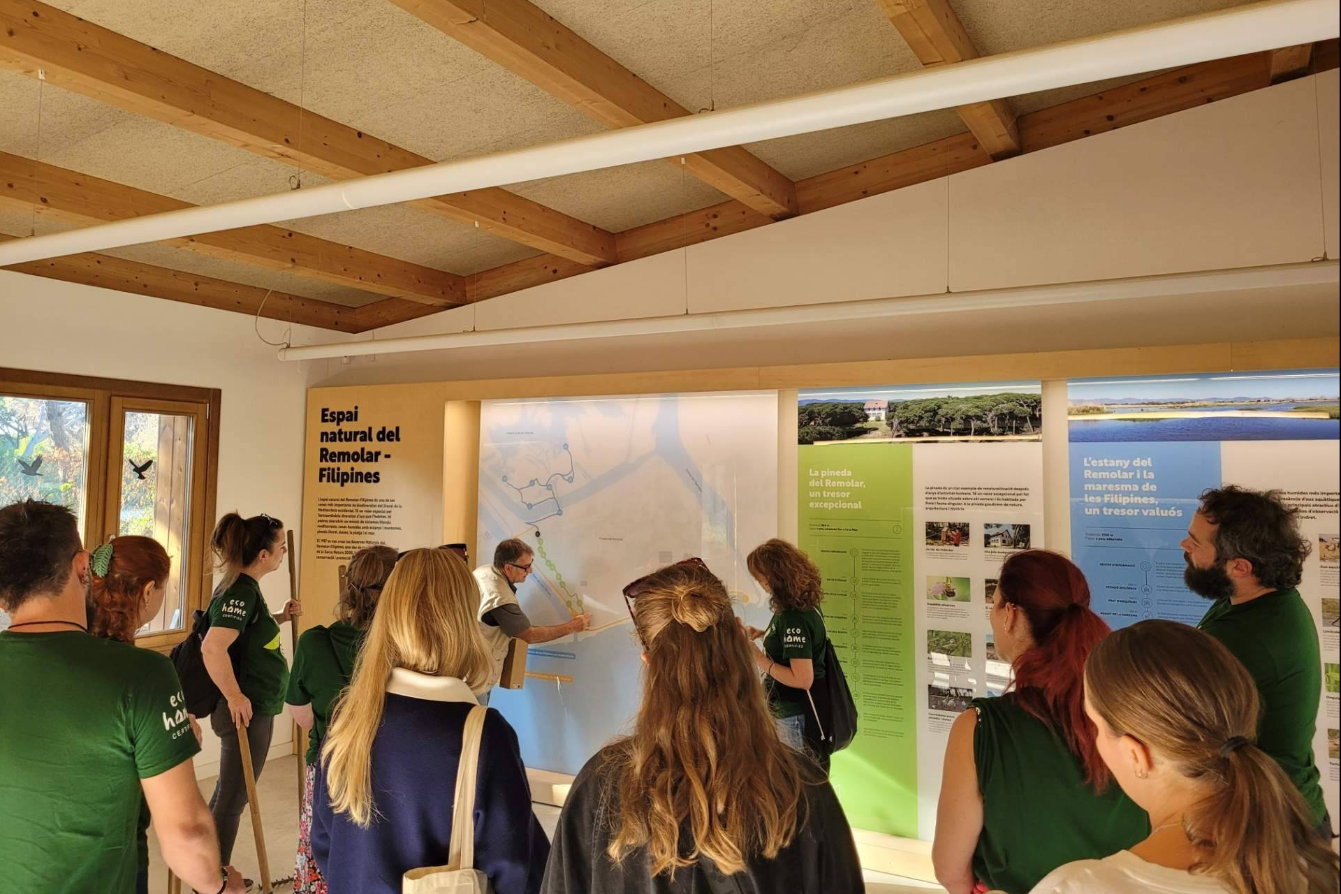 El equipo de sostenibilidad de Interhome colabora en la restauración del Delta del Llobregat