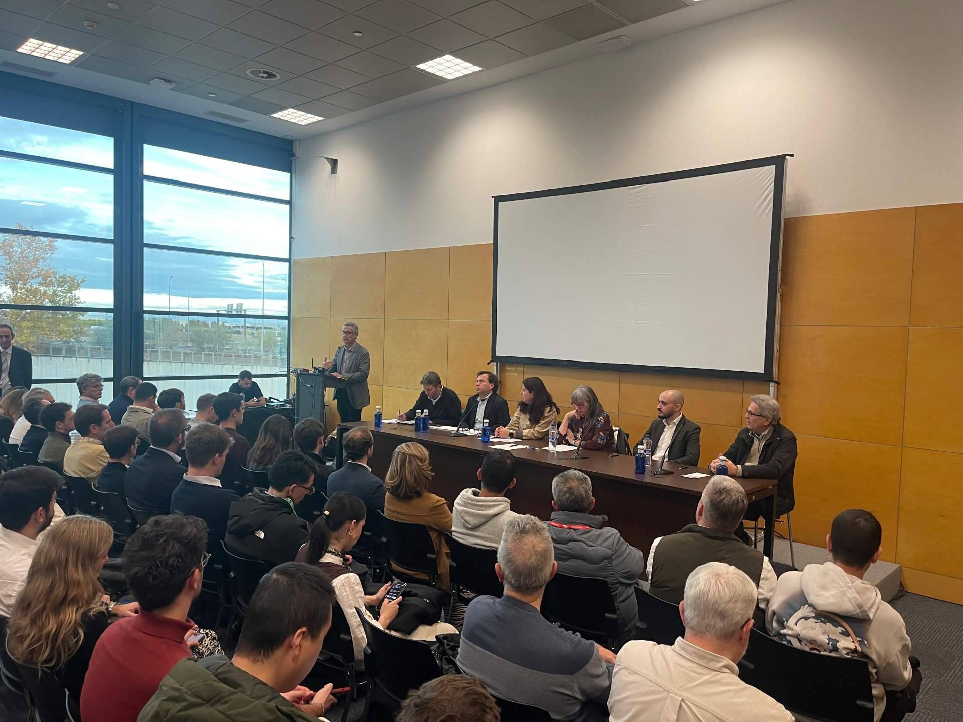 Master Battery participa en la Jornada de IMDEA sobre almacenamiento eneregético en GENERA 2025
