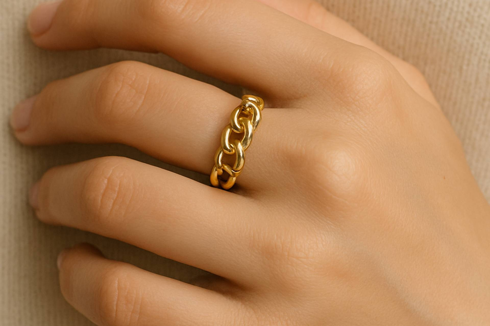 La marca de joyería que está redefiniendo la elegancia accesible en España