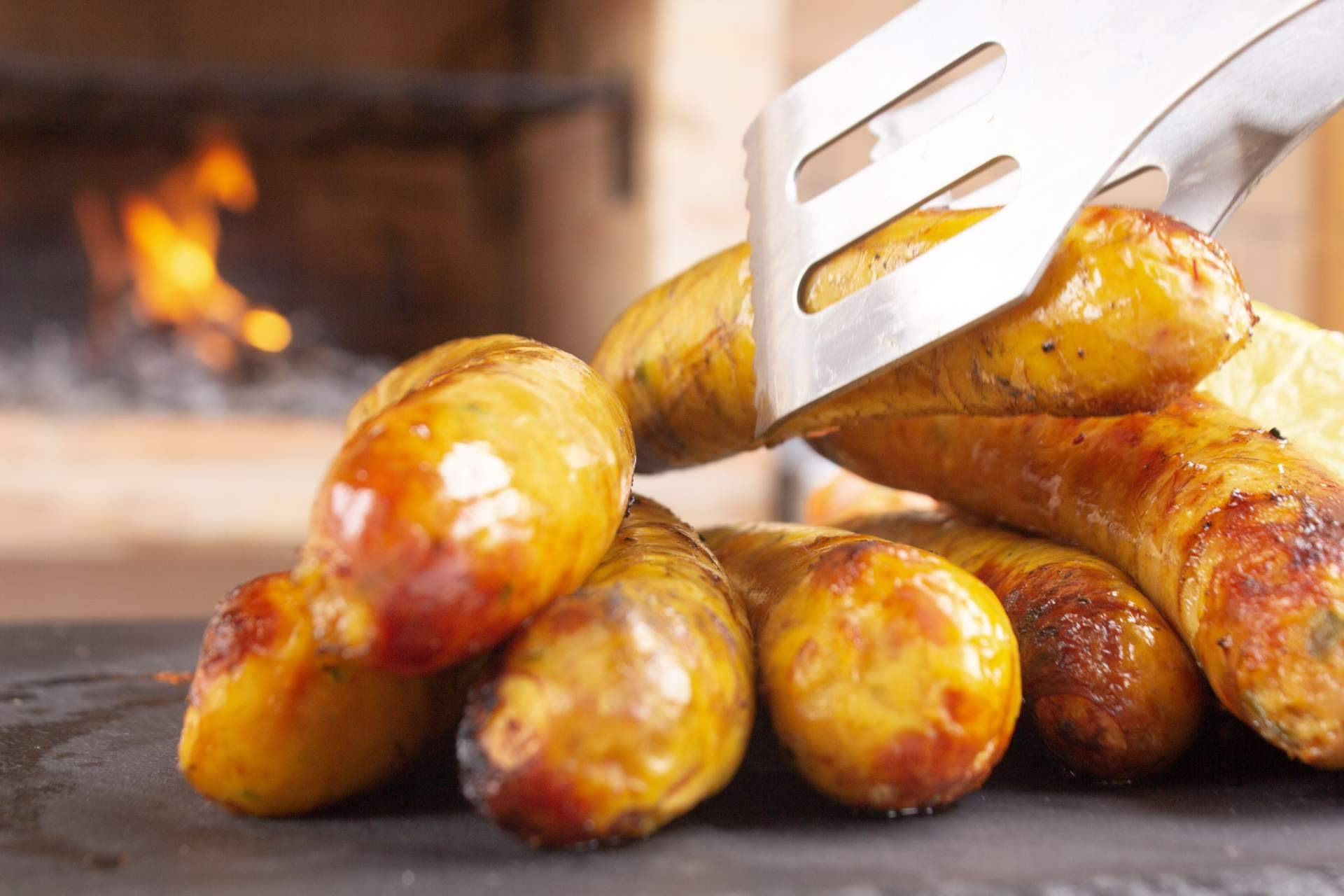 Del sabor tradicional a la mesa europea, el auge del chorizo colombiano en España
