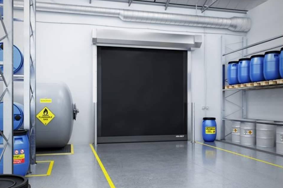 ASSA ABLOY desarrolla puertas rápidas de alto rendimiento para sectores como automoción, logística y alimentación