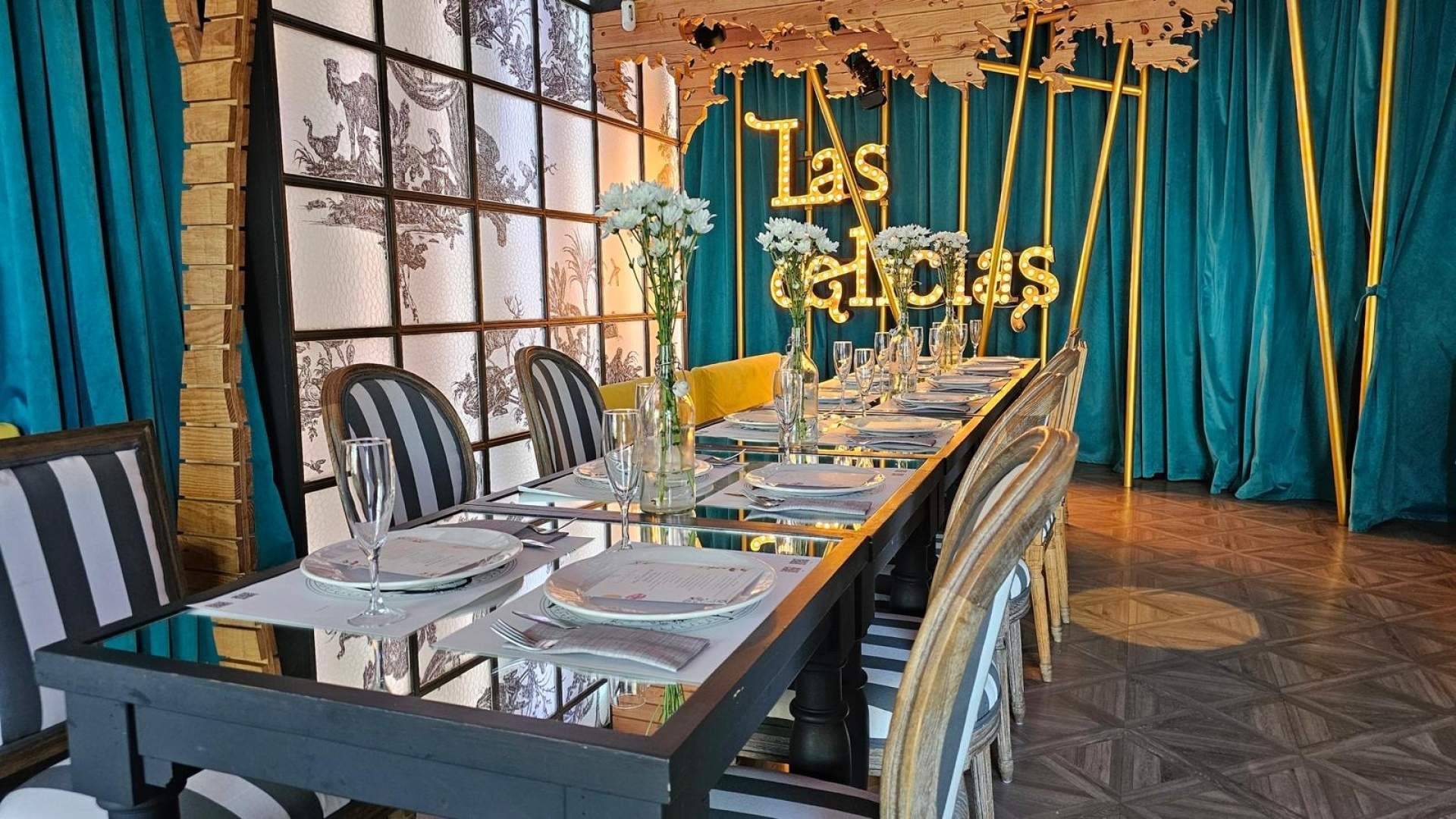 Las Delicias afronta el verano en Vejer con horario ampliado y nueva carta centrada en el producto gaditano