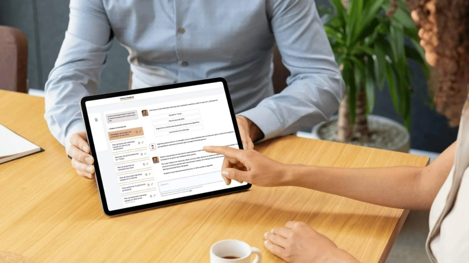Bros Group lanza Career Coach, el asistente de IA que acompaña y orienta el desarrollo del talento