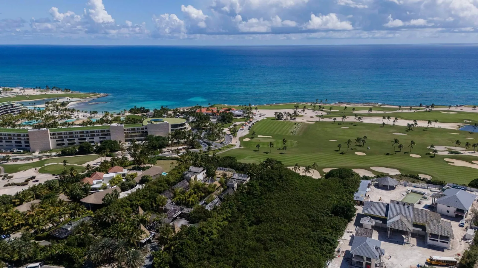 Inversiones AIDES en República Dominicana; invertir en propiedades en venta en Cap Cana